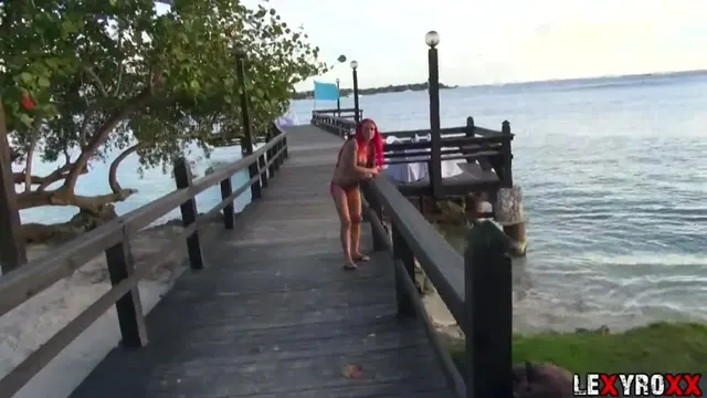 Privat und unzensiert, vom Urlaubsflirt auf dem Balkon durch