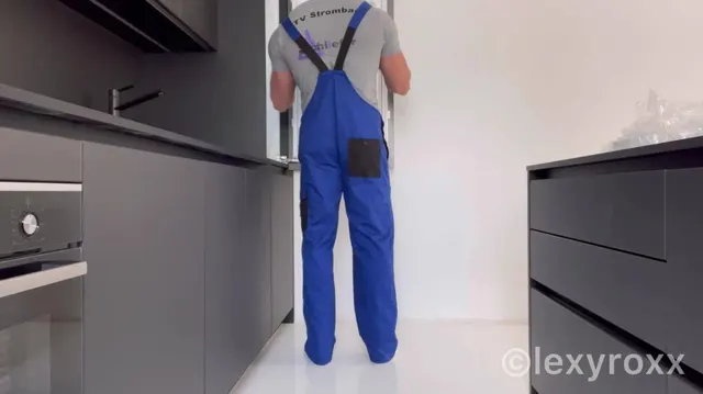 Papas Freund in meinem Mund und danach zwischen meinen Beinen
